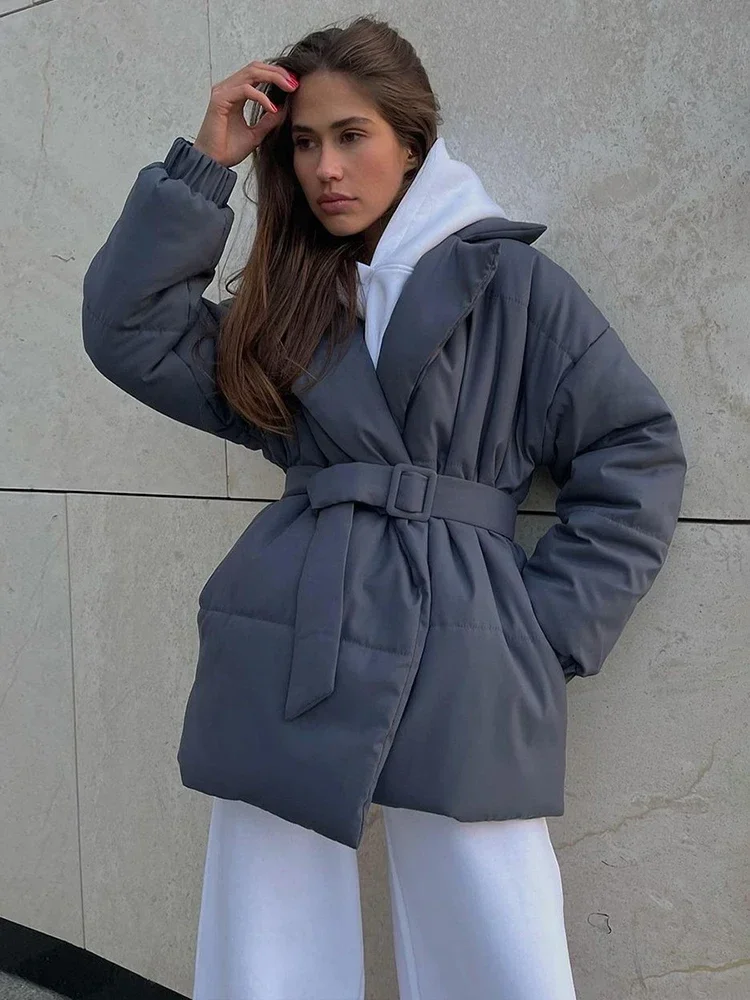 Осенне-зимние утепленные хлопковые куртки с лацканами