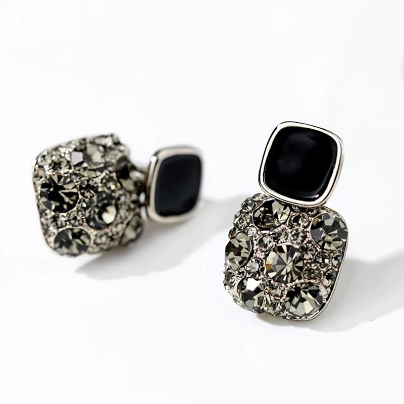 

Black Earrings S925 Silver Needle Women's Elegant Cool Full of Crystals Ear Stud Elegant South Korea Clip-on Ear