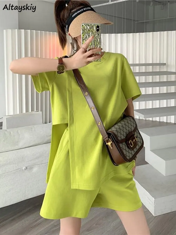 

Женский спортивный костюм, Однотонная футболка с широкими штанинами и шорты свободного покроя