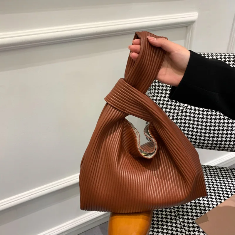 Open Asymmetric Knotted Handbag Bag European and American Fashion Bags Simple and Fashionable Vertical Grain Soft Bag Jiaozi Bag