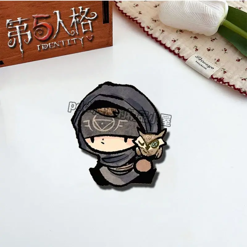 Стиль V Aesop Carl Luca Balsa косплей искусственная брошь 2024 Новые рюкзаки куртки шляпы