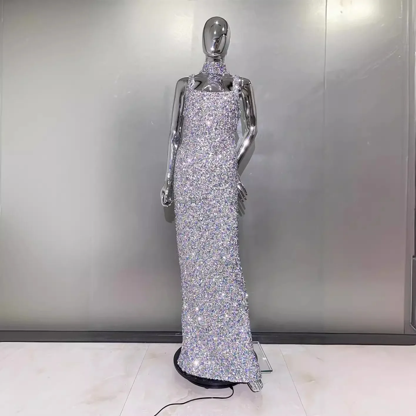 Модное облегающее красочное длинное платье без рукавов с v-образным вырезом и