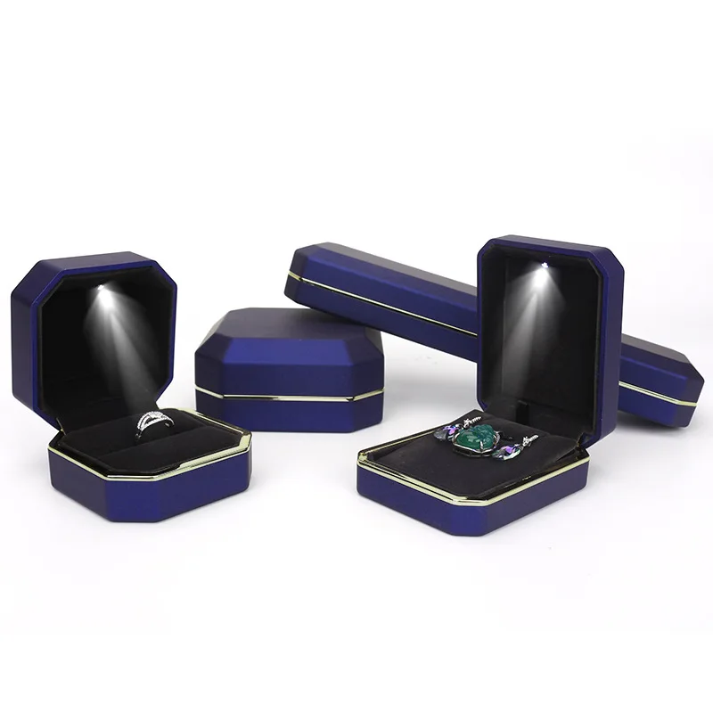 Large LED Light Jewellery Set Box Plastic Pearl Earring Necklace Jewelry Gift Storage Case with Lacquer Finish