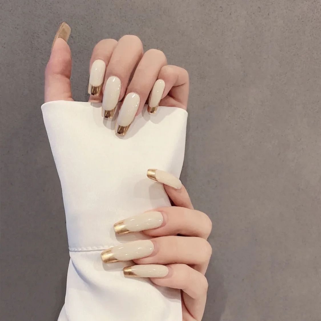 Накладные ногти со съемными кристаллами 24 шт. |