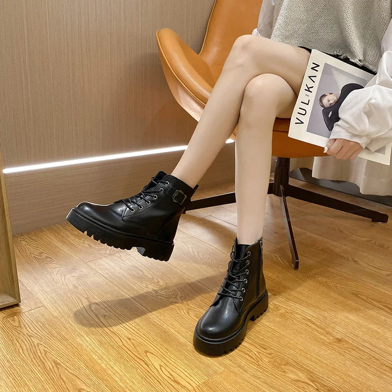 

2022 Women Boots Autumn Winter Thick Bottom Belt Buckle Lace-Up Black Booties Casual PU Short Plush Female Ankle Botas