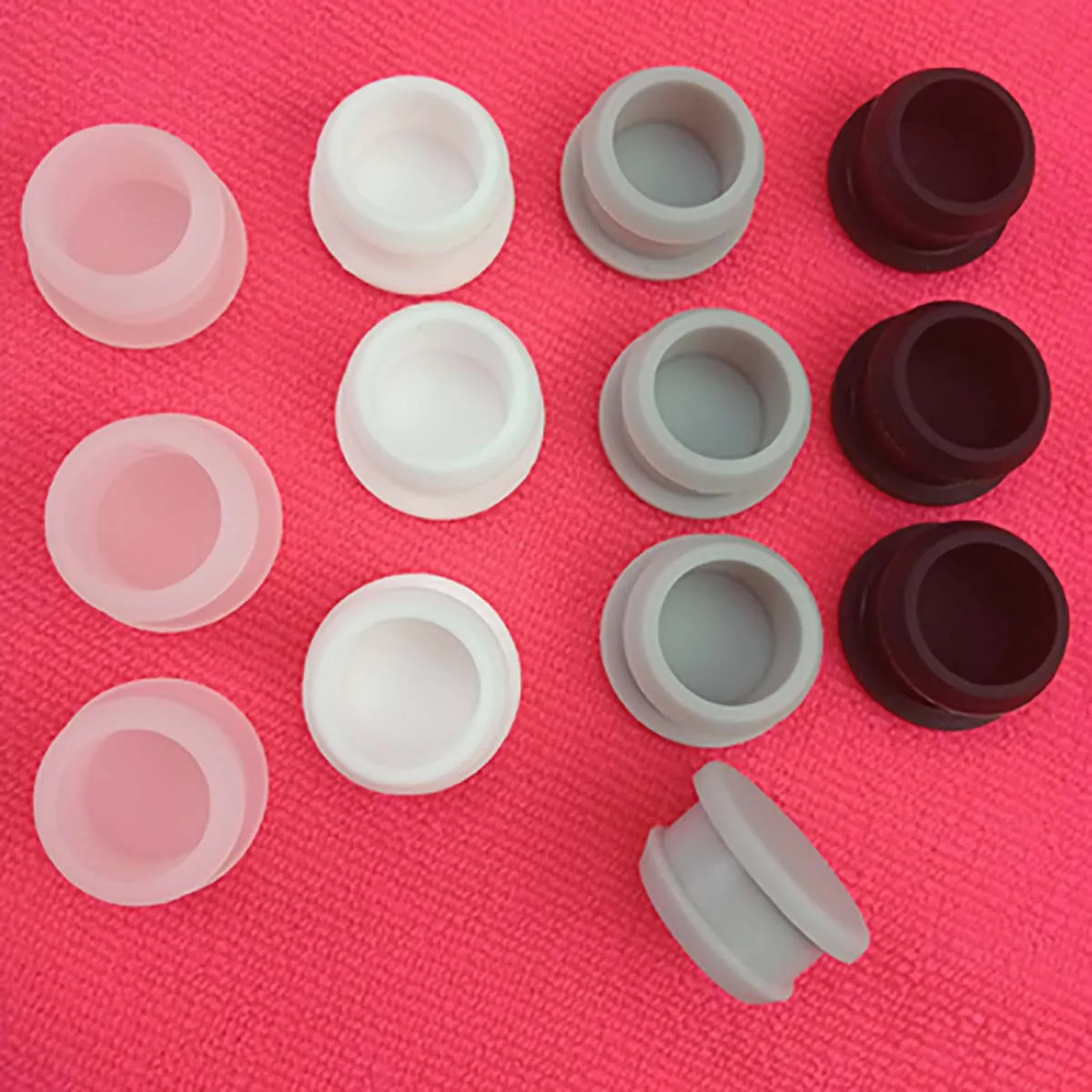 

1/5/10Pcs Silicone Rubber Snap-On Hole Plugs Size(A) 5.5/6/6.5/7/7.5mm White End Caps Seal Stoppers Shock-absorbing Pads