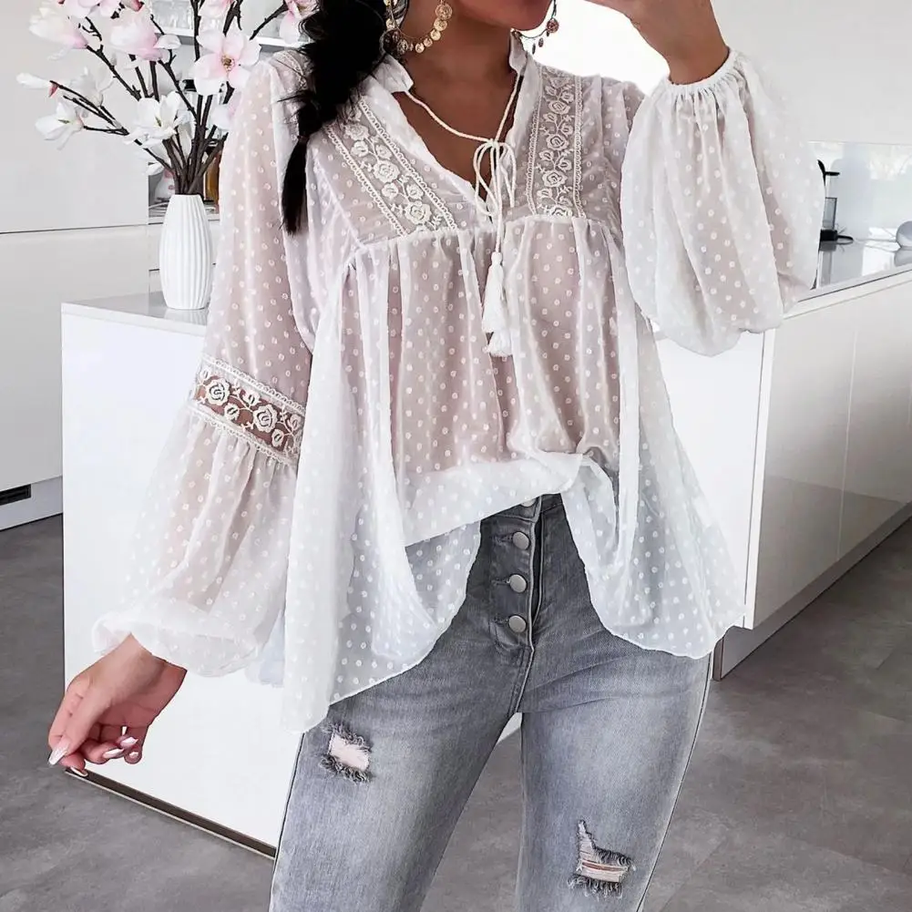 

Женская кружевная пляжная одежда, свободные топы, модные топы с буффами и длинным рукавом, летняя пикантная прозрачная блузка в горошек