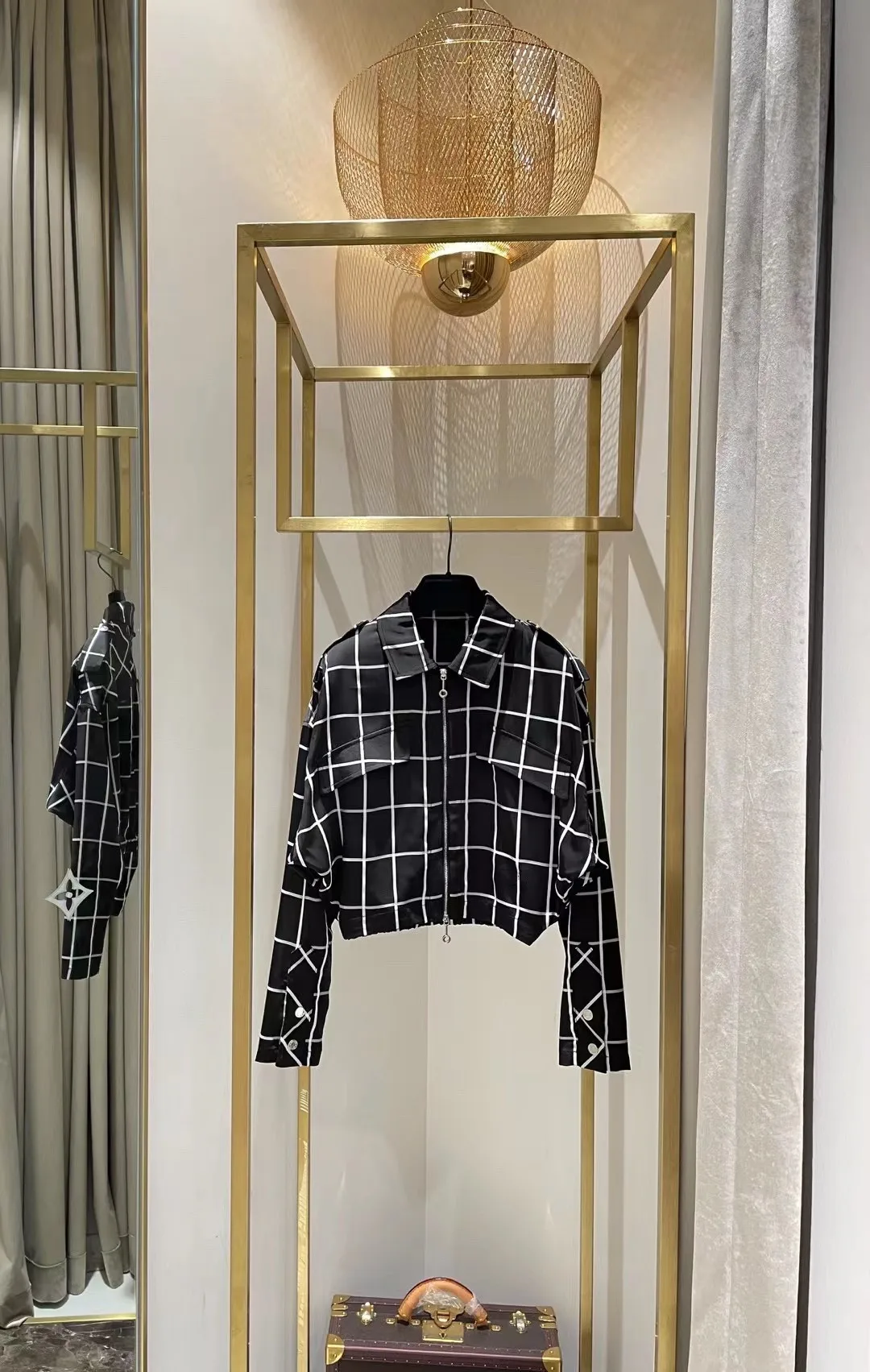 

Top T-shirt Sweatshirt Woman Shirt Blouse Long Sleeve Fashion 2022 Clothing Female Summer Black and White Plaid Bat Sleeve Top