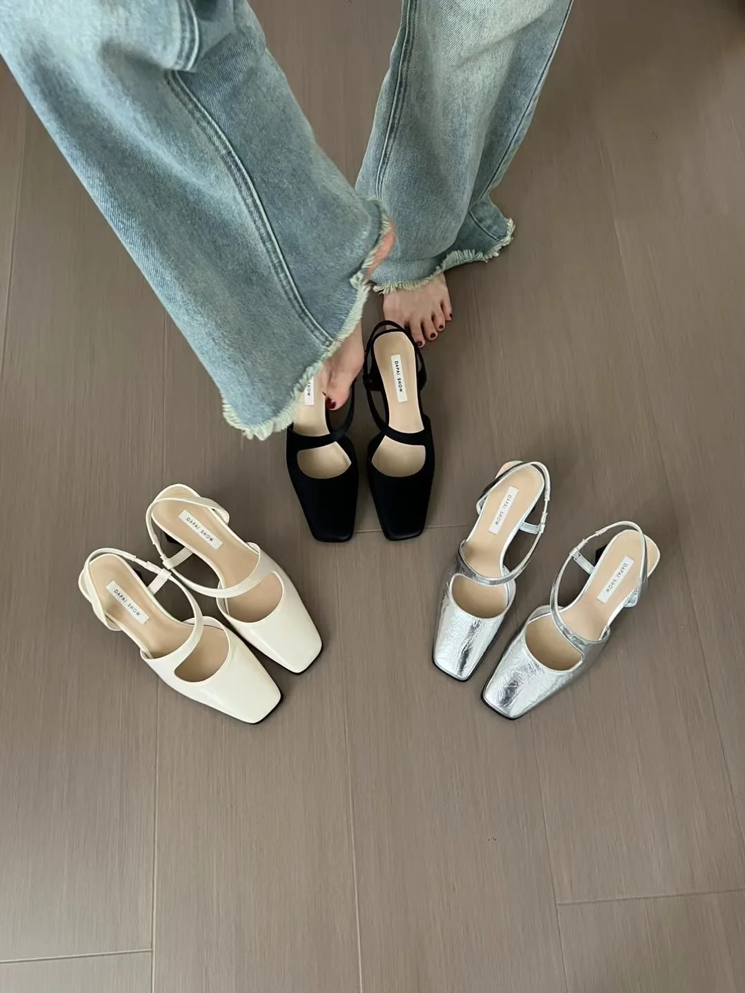 Сандалии на блочном каблуке 2024 весенняя обувь новые пикантные скандальные