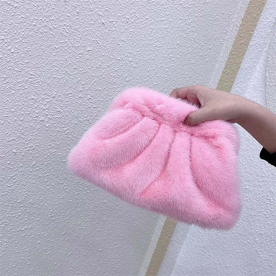 New Style 100% Mink Fur Messenger Bag Ladies 2021 Fashion Fur One Shoulder Messenger Bag Ladies Chain Travel Small Handbag