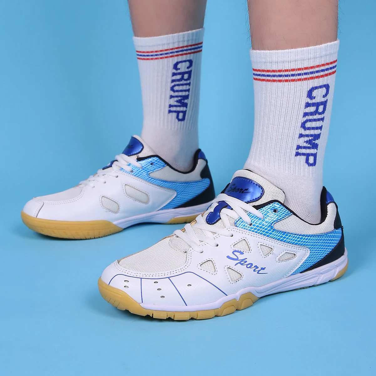 New Men's and Women's Table Tennis Shoes Women's Outdoor Fitness Volleyball Sports Shoes Men's Lightweight Comfortable Badminton