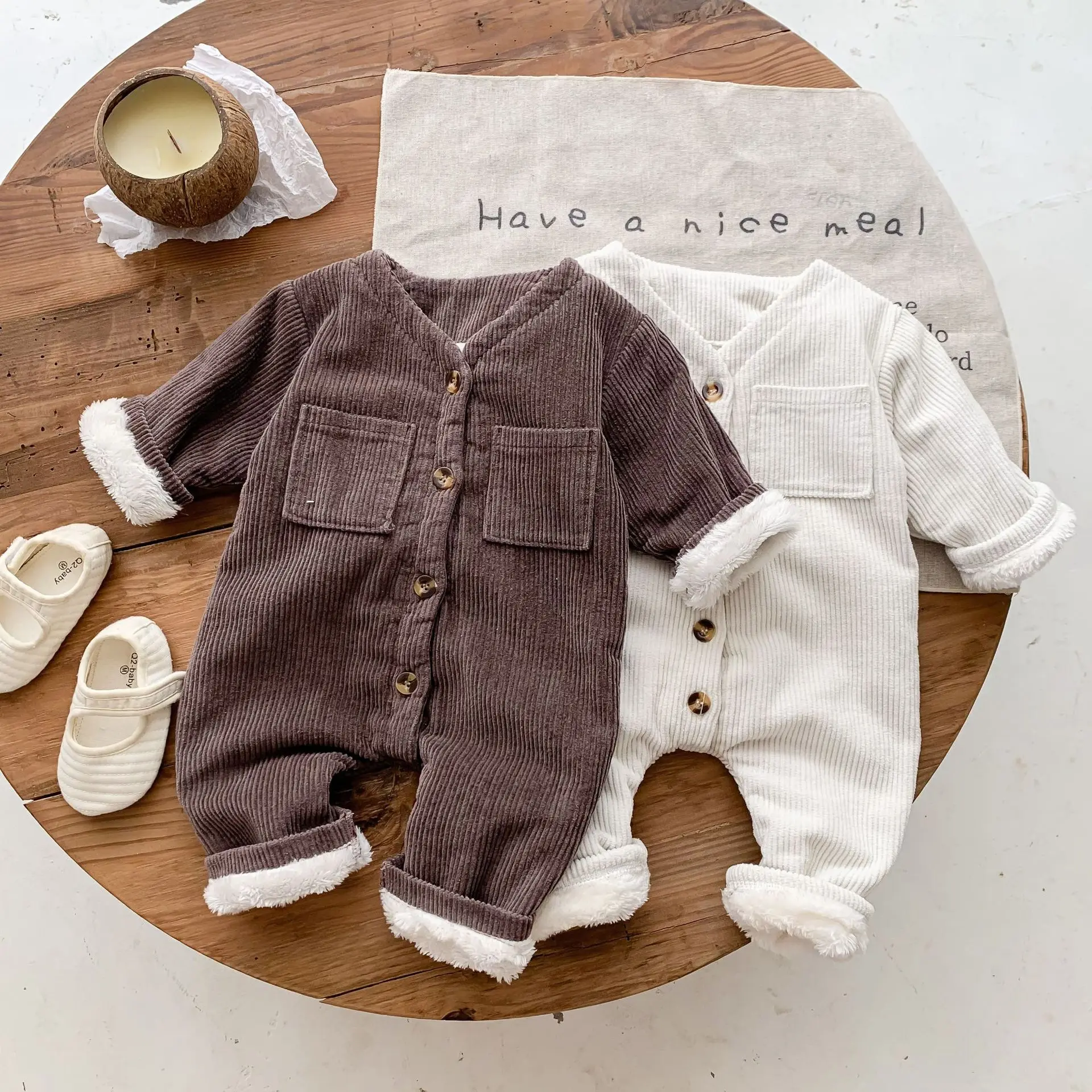 

VISgogo Baby Winter Warm Clothes Corduroy Plush Thickening Jumpsuit Long Sleeve Button Double Pockets Romper Baby Casual Outfits