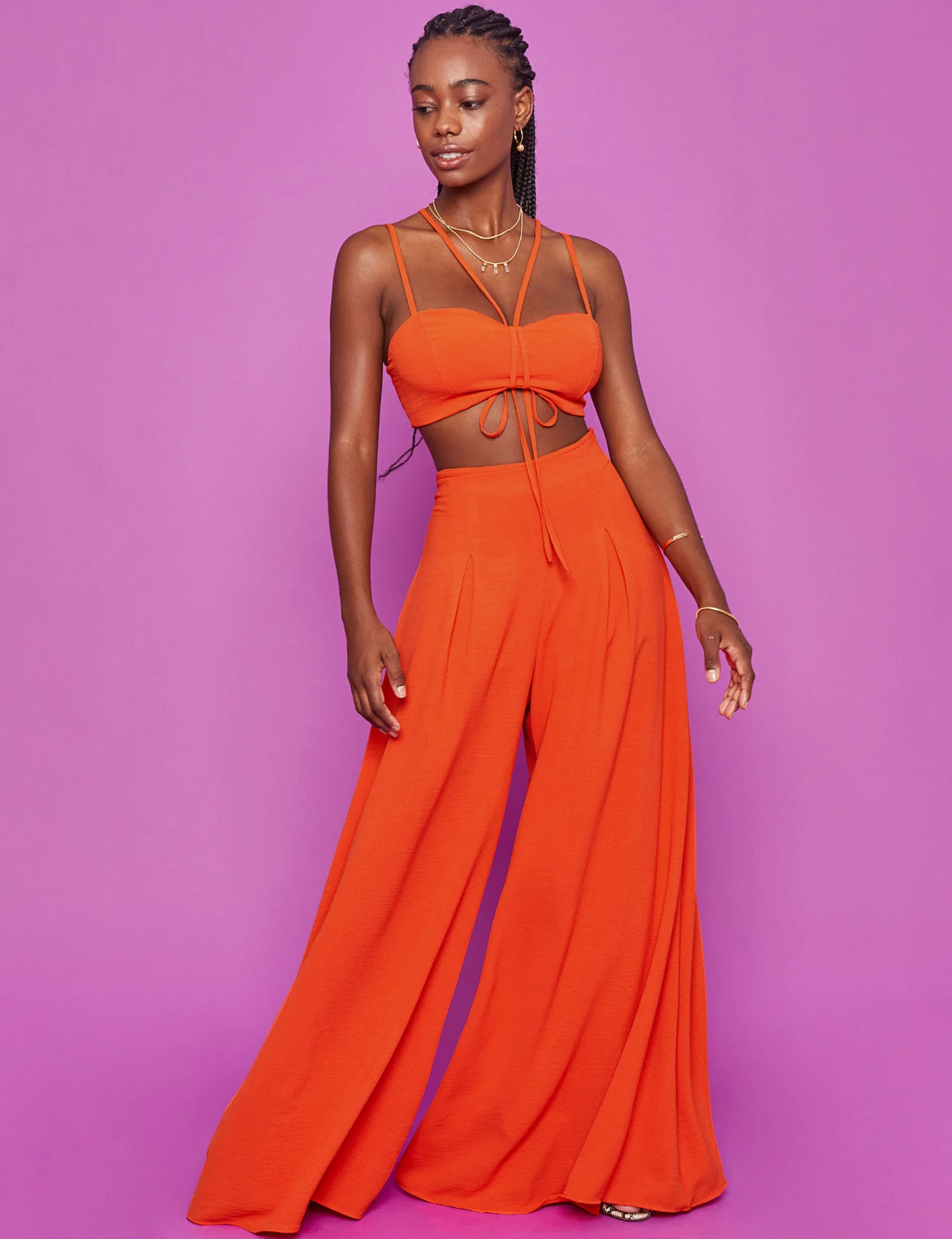 

Женский однотонный комплект из двух предметов, Свободный укороченный топ на тонких бретельках с широкими штанинами и брюки с высокой талие...