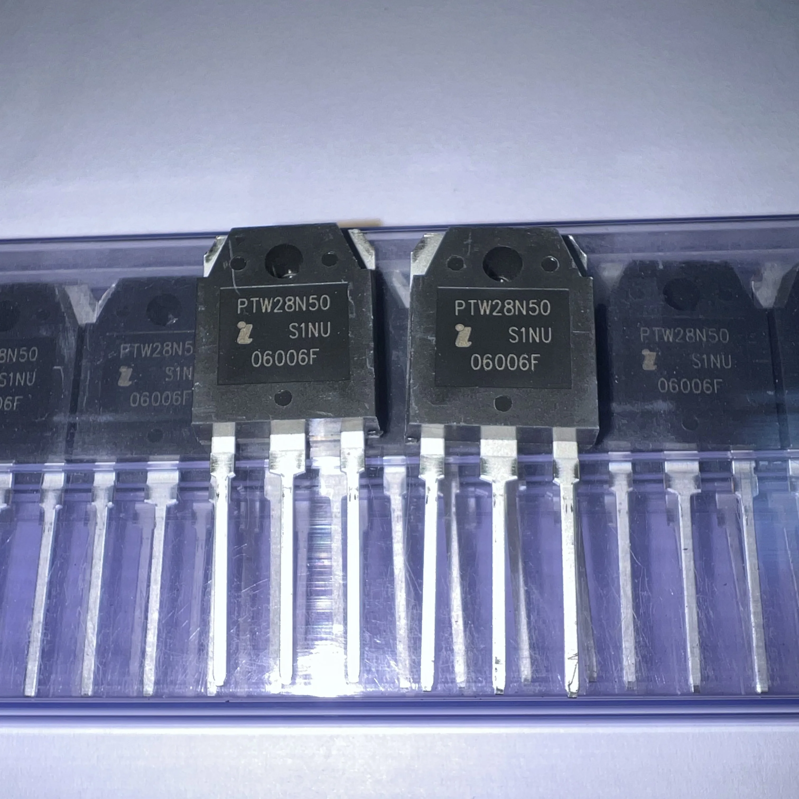 

10pcs 100% New Imported Original PTW28N50 TO-247 N-Channel MOS Tube 28A 500V