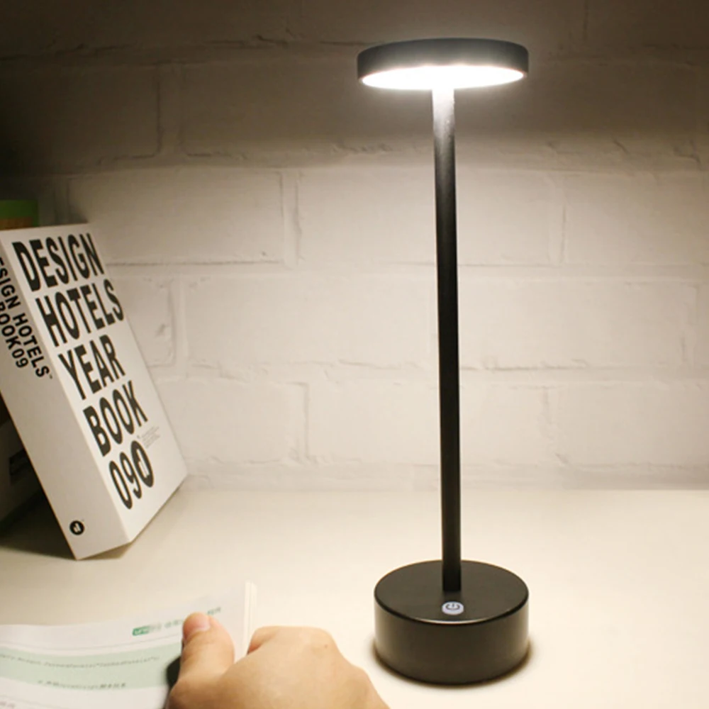 

Portable Metal Desk Lamp Rechargeable LED Desk Lamp Outdoor Camping Room Study Bedroom Bedside Lamp Brightness Night Light