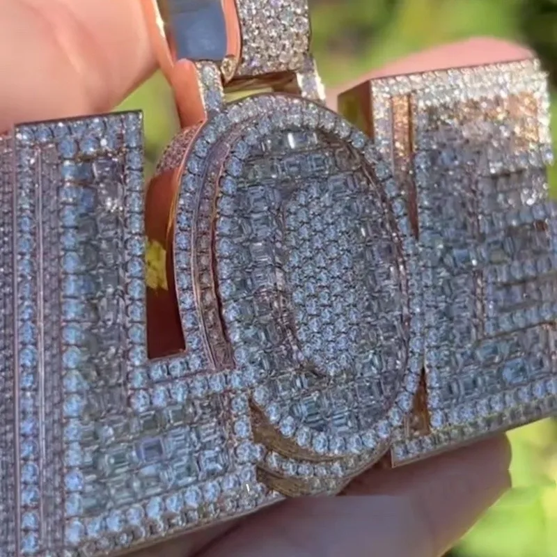 Рисунок 6 - Бриллиантовая подвеска JEWE с муассанитом