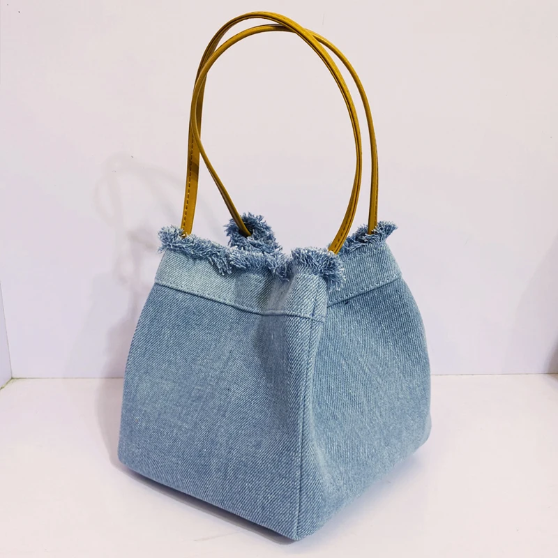 

Mini Denim Bags For Women Luxury Designer Handbags And Purses 2023 New In Rivet Tassel Trim Bucket Hand Twist Shoulder Cloth Bag