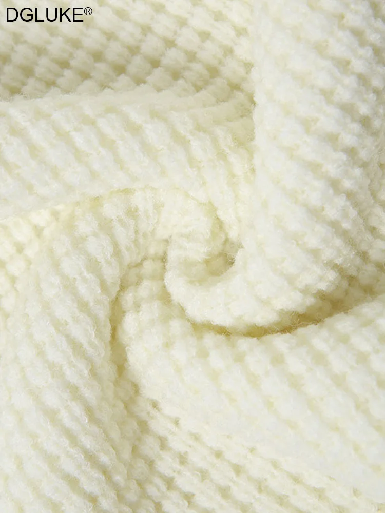 Модный вязаный крючком комплект из двух предметов Женская юбка и укороченный топ