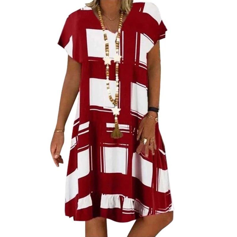 

Женское платье-миди с коротким рукавом, V-образным вырезом и принтом в клетку