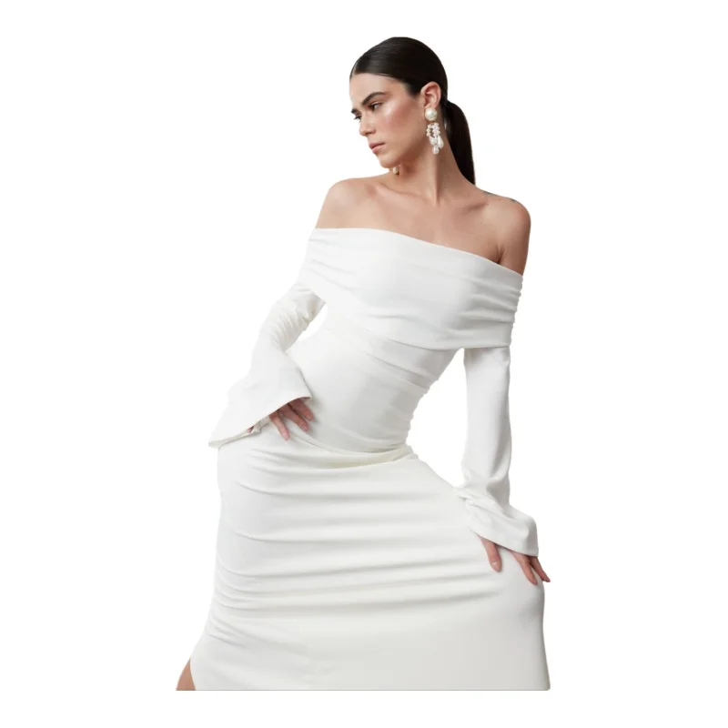 Trendyol TYZA Женские платья стандартного кроя с воротником-кармен однотонные