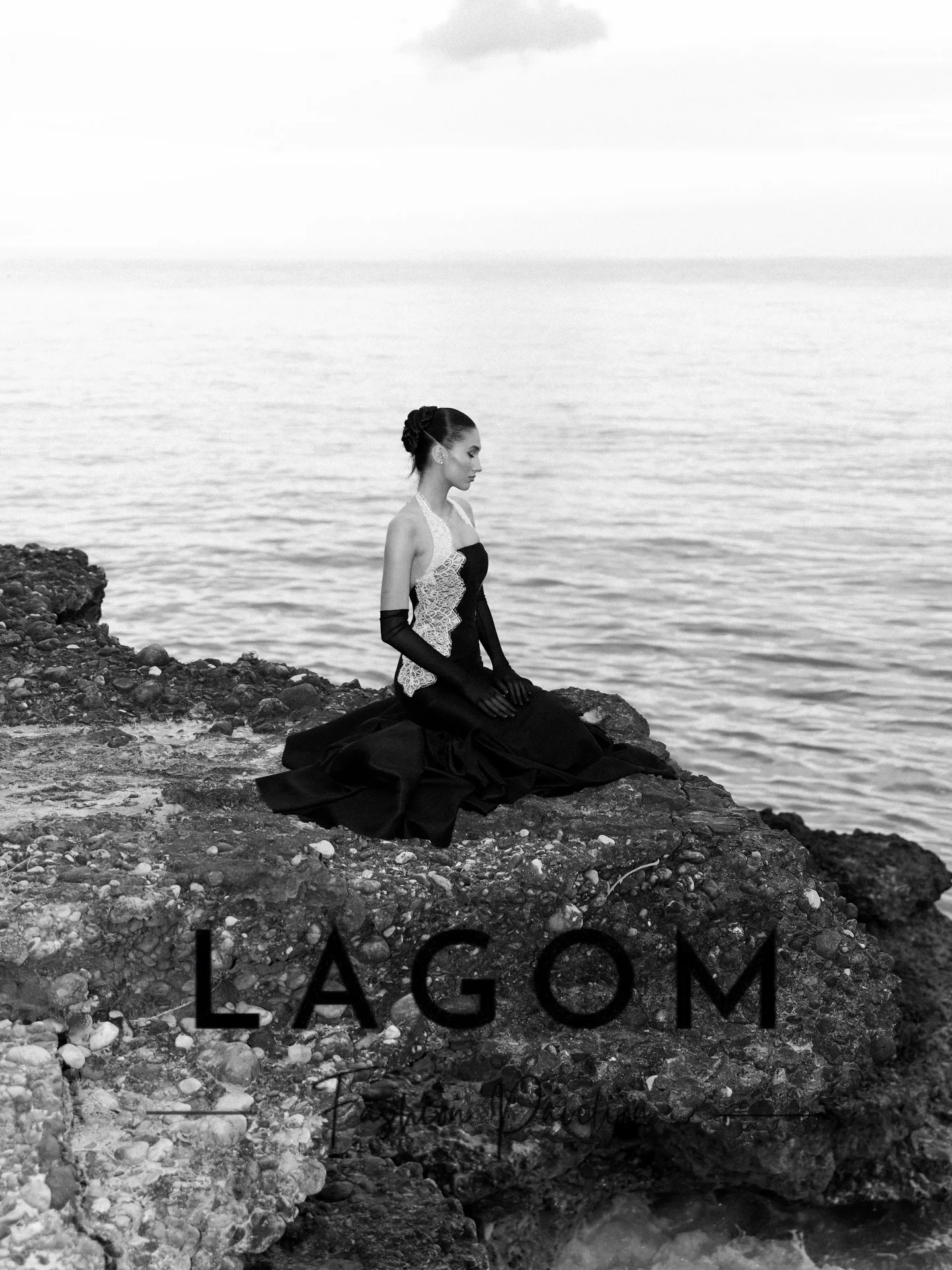 Изысканное кружевное вечернее платье Lagom с вырезом халтер, черное, на заказ, элегантное, для вечеринок, новое, А-силуэт, 2026, Шарон Саид (art.: 3920dc34f66bc) - 3920dc34f66bc