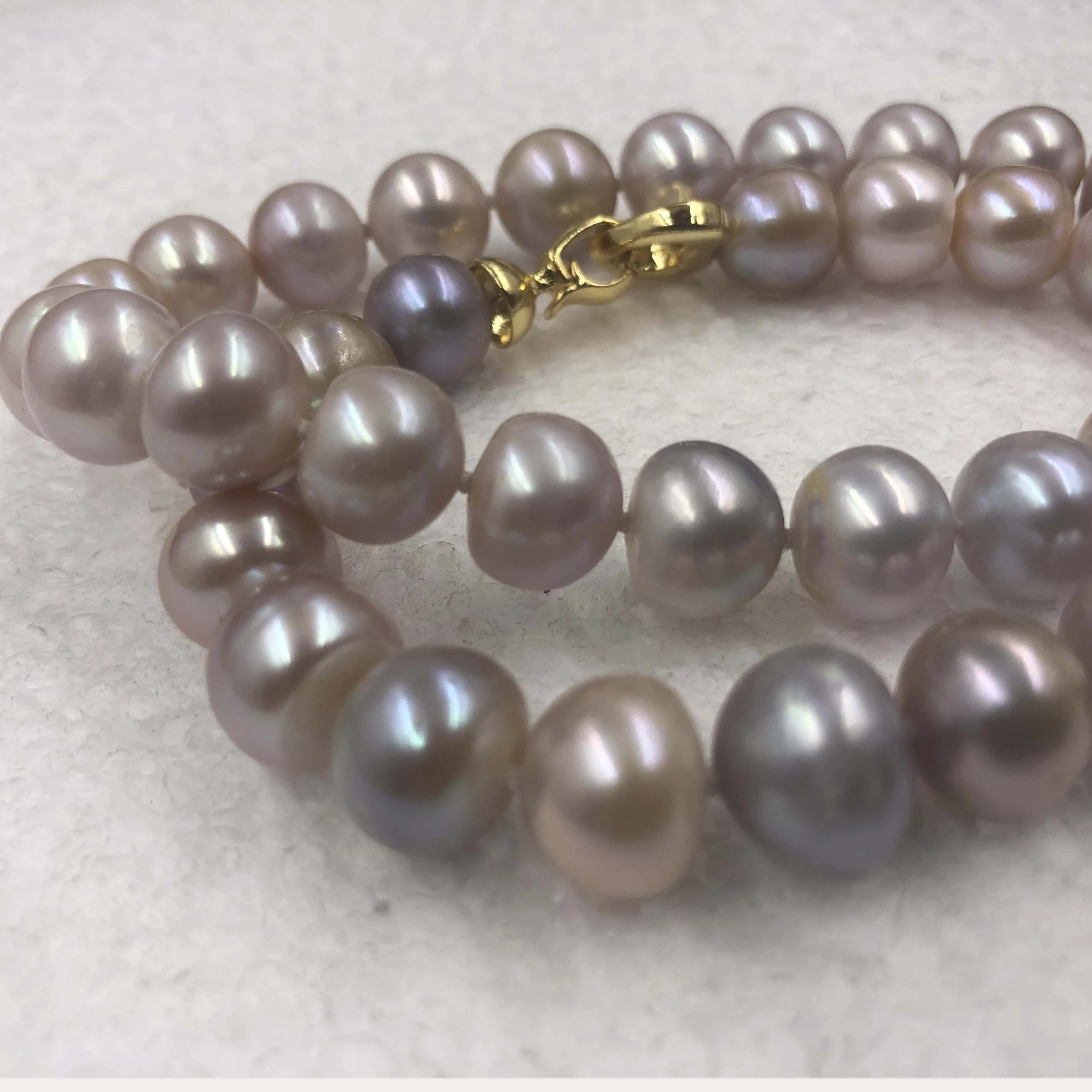 

{ELEISPL} 10-11mm Freshwater Light Lavender Pearl Necklace #22010141