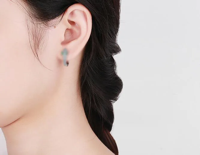 

Luxury Silver Color U Shape Green Inlaid Cubic Zircon Earrings for Women Jewelry Girlfriend Gift Fashion drop shipping