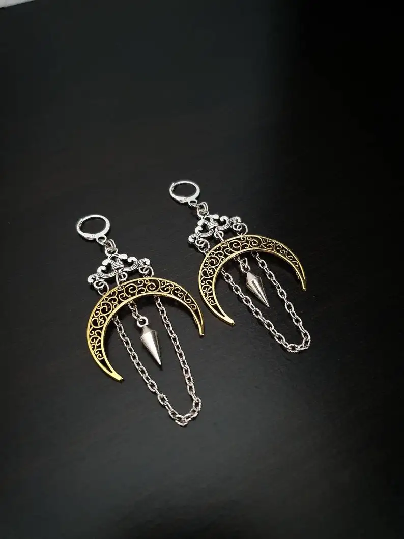 Большие серьги в стиле бохо форме полумесяца с шипами Готическая Цыганская луна