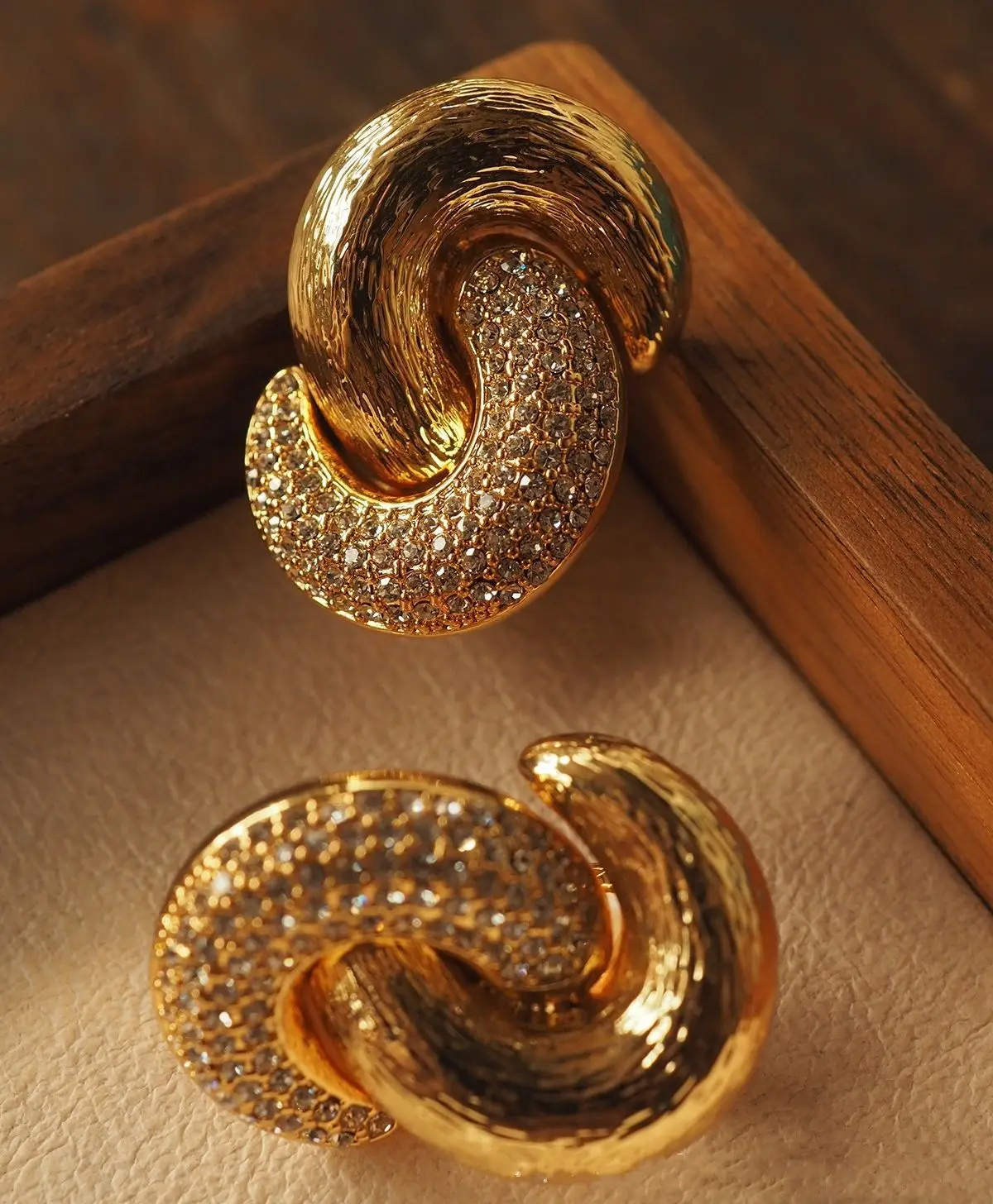

Earrings Vintage Jewelry Personality Vintage Full Drill Ear Clip