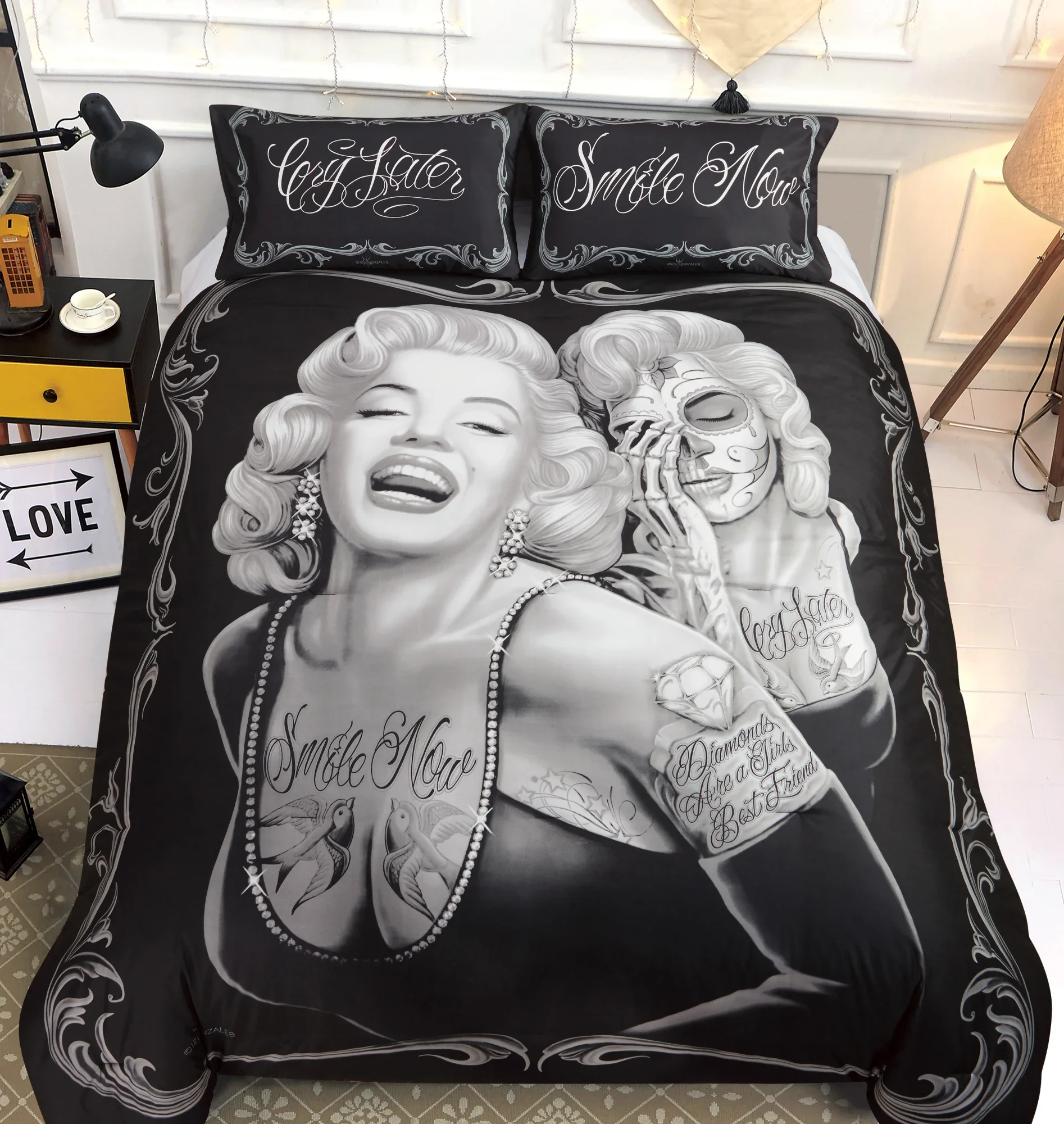 

Comforter Set Queen - Smile Now - QUEEN BED 86\