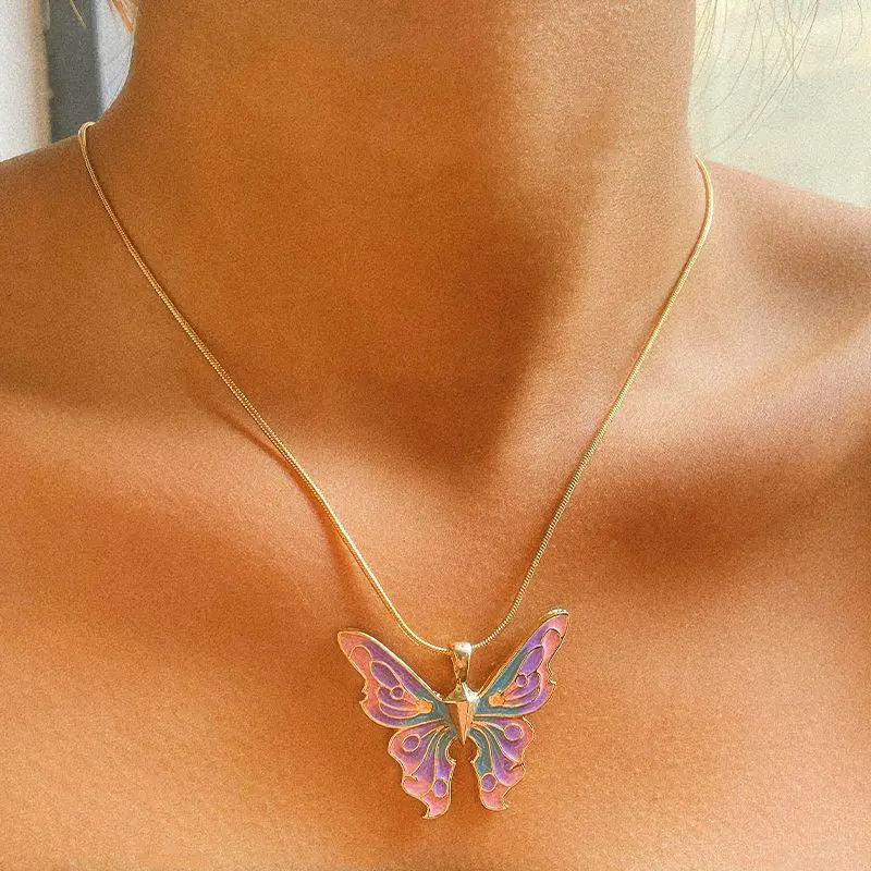 

Flatfoosie Fashion Colorful Enamel Butterfly Pendant Necklace For Women Drop Glaze Animal Metal Long Chain Necklace Jewelry Gift