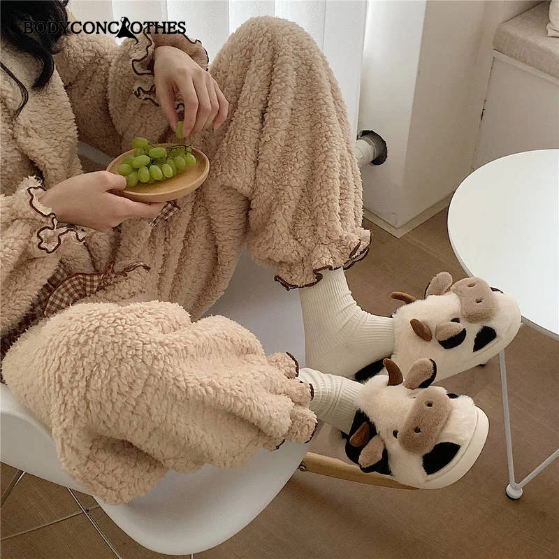 Cute Animal  Funny Slipper for Women Girls Fashion Kawaii Fluffy Winter Warm Slippers Couple Cloud Slippers Slides Sandals Women