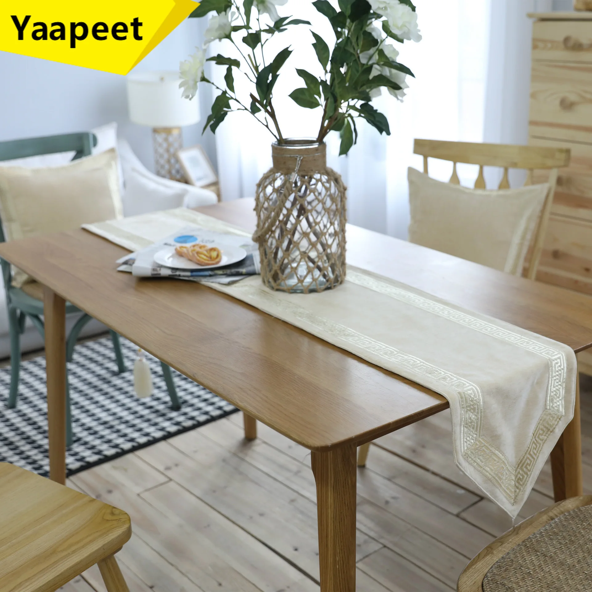 

Modern Minimalist Style Fashion Table Runner Holiday Decoaration Flannel Beige Fine Lace Wedding Decor Tablecloth