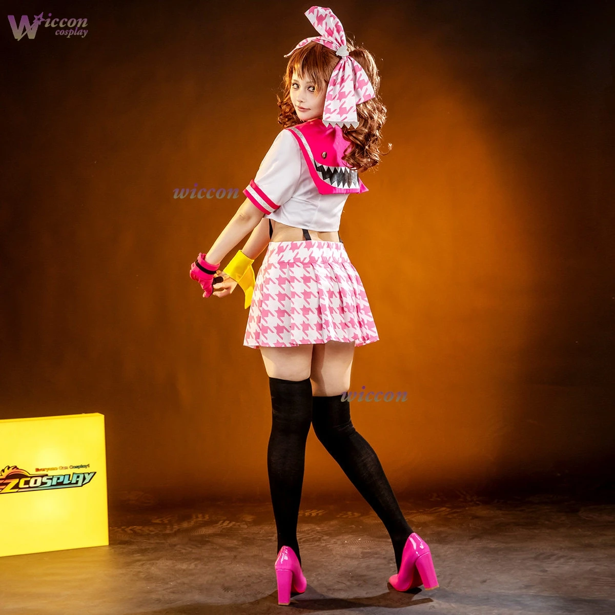 Фото Костюм для косплея YNotCos Person 4 Rise Kujikawa, парик, розово-белый клетчатый сексуальный наряд с топом и юбкой для женщин на Хэллоуин. №4
