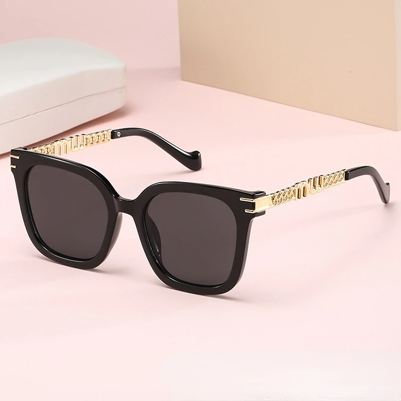 

2023 Square Metal Hollow Leg Sunglasses Women Fancy Alloy Legs Glasses Summer Trendy Gafas De Sol Eyewear UV400