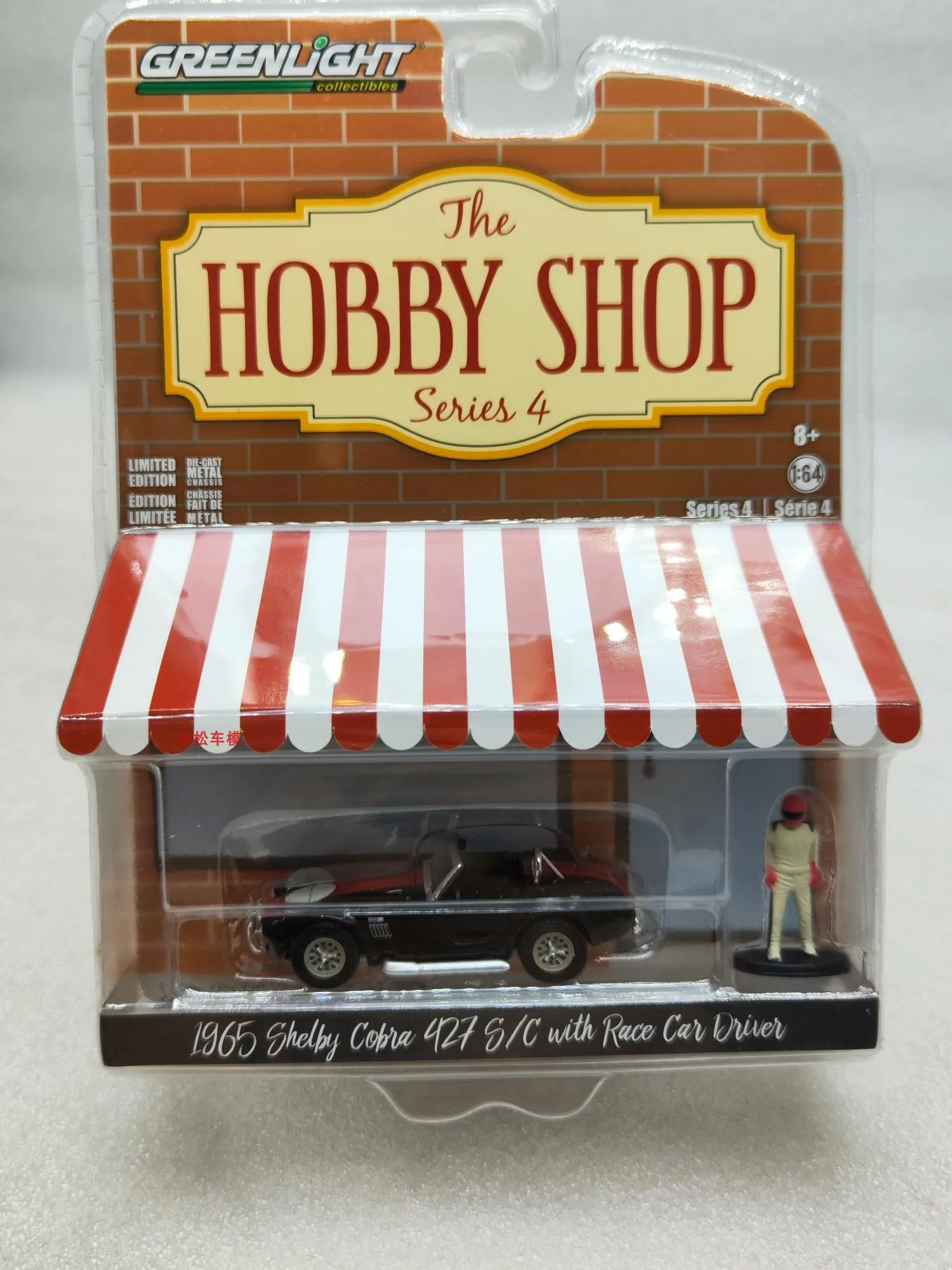 

GreenLight 1/64 1965 Shelby cobra with racing driver Collection of Simulation Alloy Car Model Children Toys