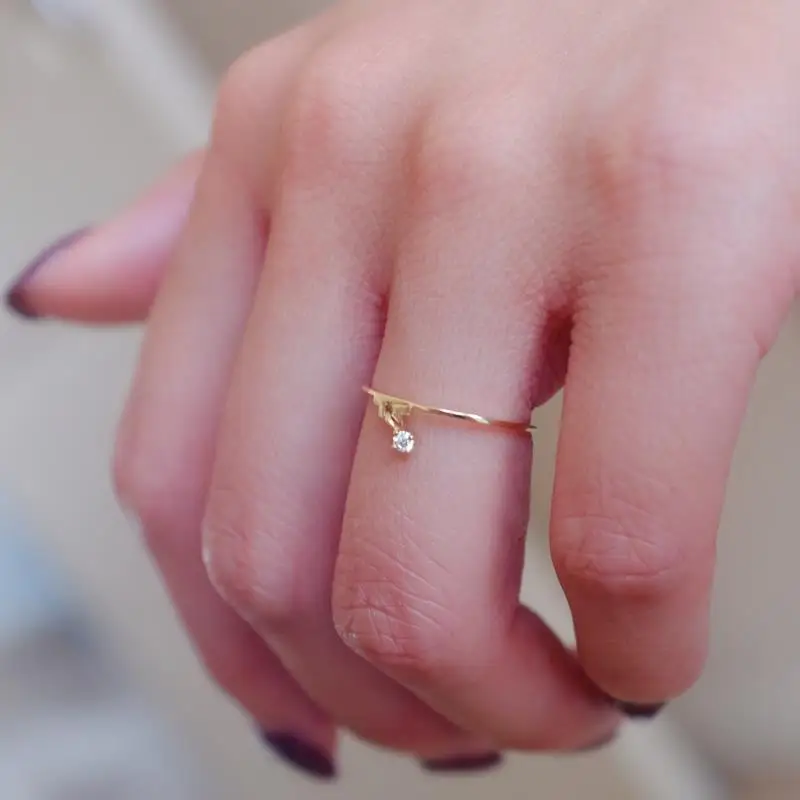 Кольцо из серебра 925 пробы с бриллиантами тонким изящным и модным открытым ртом |