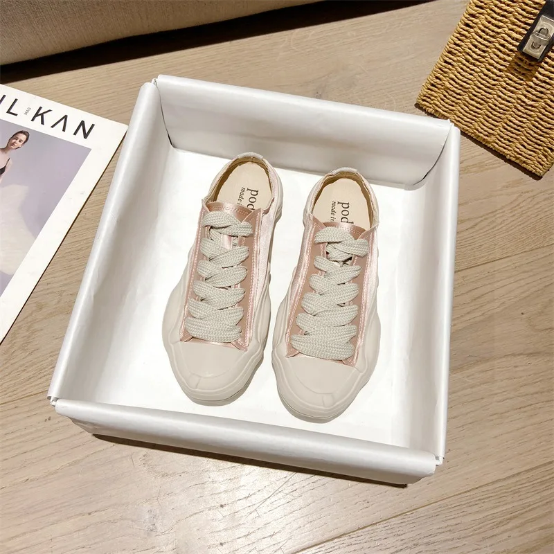 

Hot selling brand casual shoes Baotou outer wear flat shoes 2022 new satin shoes women's flat sneakers slip-on sneakers