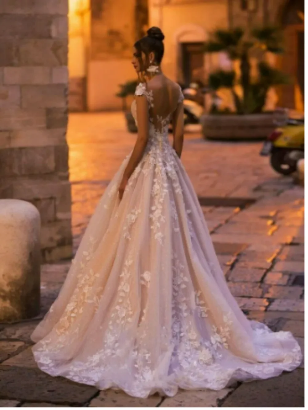 Рисунок 5 - Сексуальное свадебное платье без