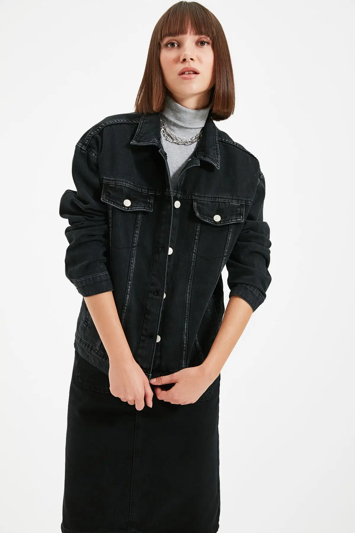 

Trendyol Denim Jacket TWOAW22CE0239