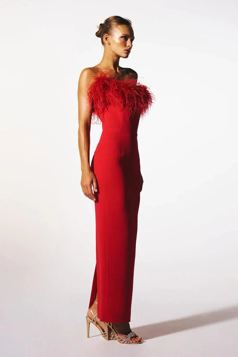 

And winter Autumn 2023 New Fashion High Quailty Women's Red Black Feathers Bandage Maxi Dress Evening Wholesale