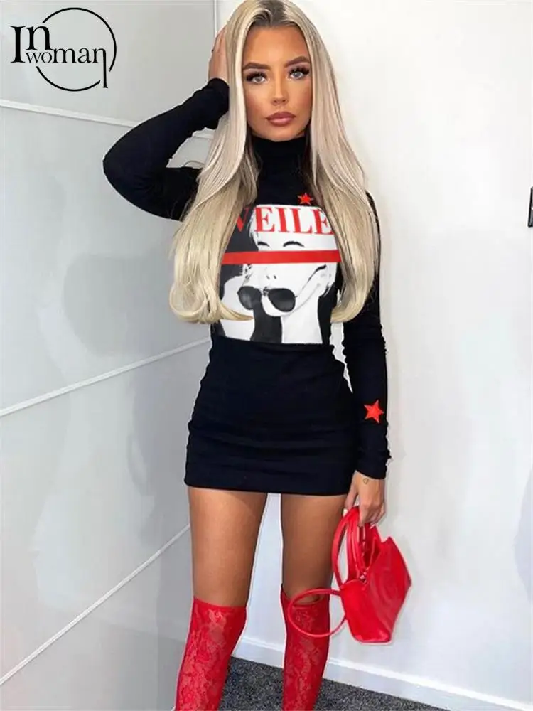 

Женское облегающее мини-платье с длинным рукавом и высоким воротником