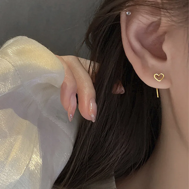  Hollow Heart Stud Earrings For Women Fairy Metal Golden Silvery Simple Design Ear Studs Trendy Jewelry Gifs 