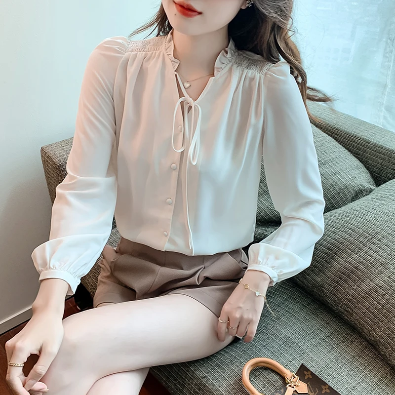 

Make spot * * spring new women long sleeve shirt is white with snow spins unlined upper garment temperament of French coat