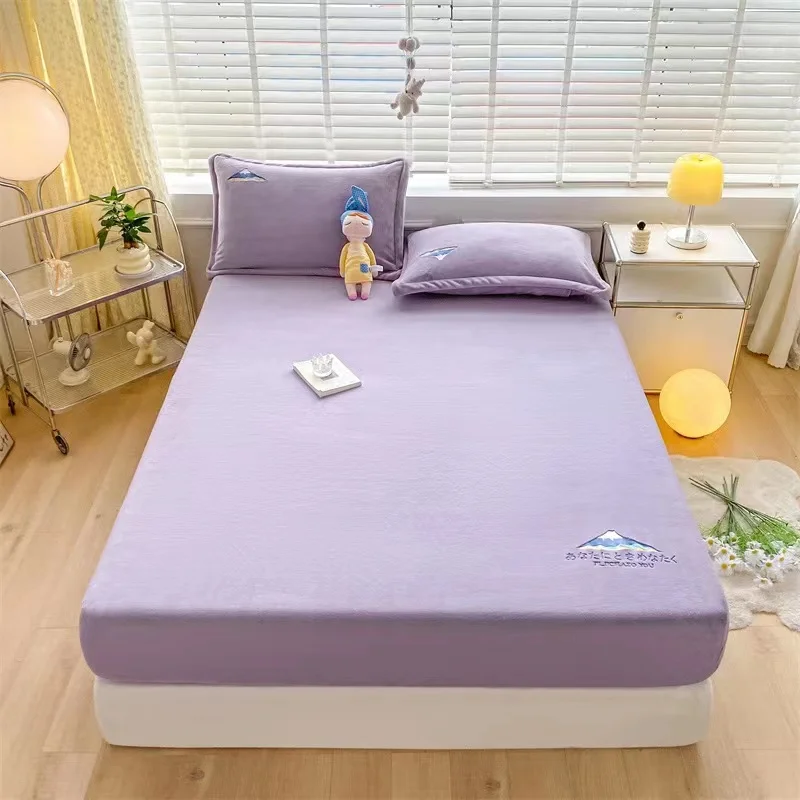 

Мягкая бархатная натяжная простыня с эластичной резинкой, нескользящий чехол на матрас для односпальной, двухспальной, двуспальной кровати, без наволочки