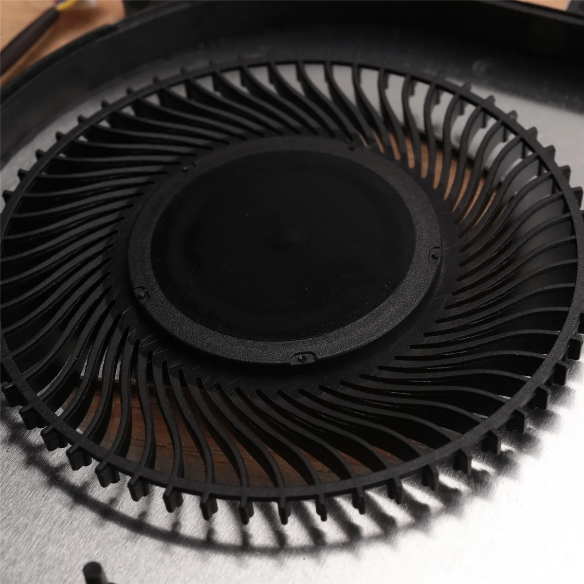 Вентилятор охлаждения ЦП для MSI GF63 MS-16R1 MS-16R2 PABD08008SH N413 E322500300A