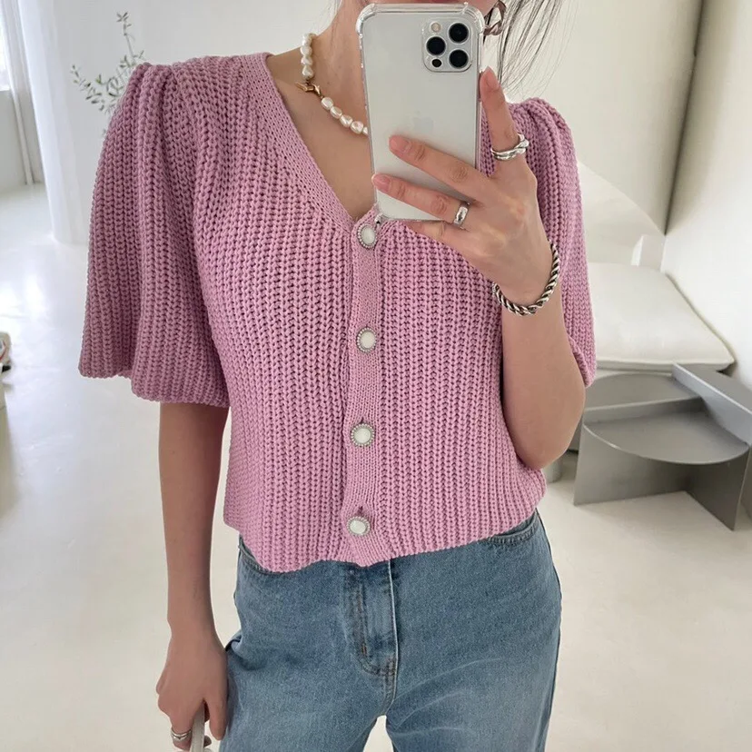 

Short Sleeve V Neck Knitted Cardigans Women Pearls Buttons Elegant Sweater Korean Solid Color Knitwear Vintage Summer Tops N104