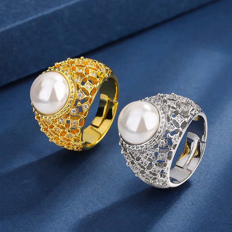

Charms White Pearl Adjustable Couple Rings Hollow Luxury Women's Jewelry Stranger Things Wedding Gift for Guest Designer Vintage