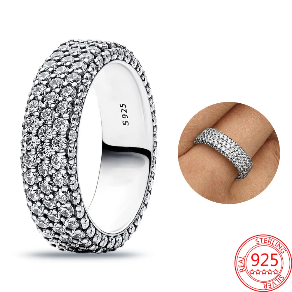 

Аутентичное 925 пробы Серебряное вечное кольцо из трех рядов имеет Слегка скругленный квадратный силуэт