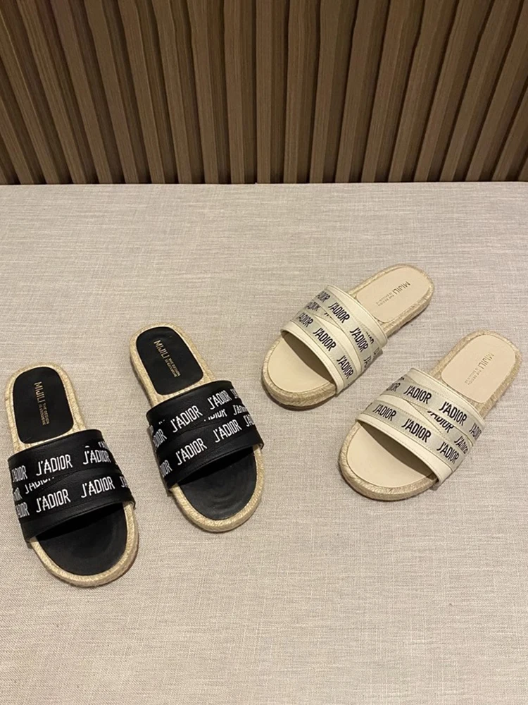 

Female Shoes Slippers Soft Low Platform Slides Summer Clogs Woman 2023 Comfort Flat Beach Basic PU Rubber Slippers Women Summer